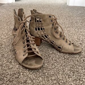 Very G Gladiators